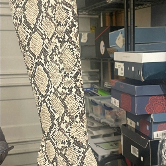 Kenneth Cole brand new boots - Picture 4 of 4